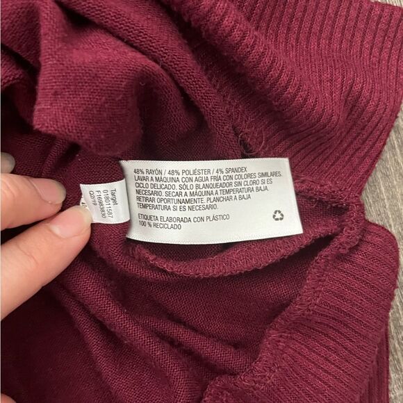 A New Day Sleeveless Top - Medium - Picture 6 of 8